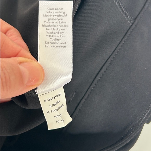 Athleta Black Stellar Cropped Trousers Women's Size 6 Tall - Picture 6 of 15